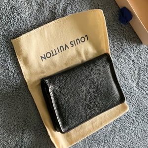 Louis Vuitton mens small wallet and card holder